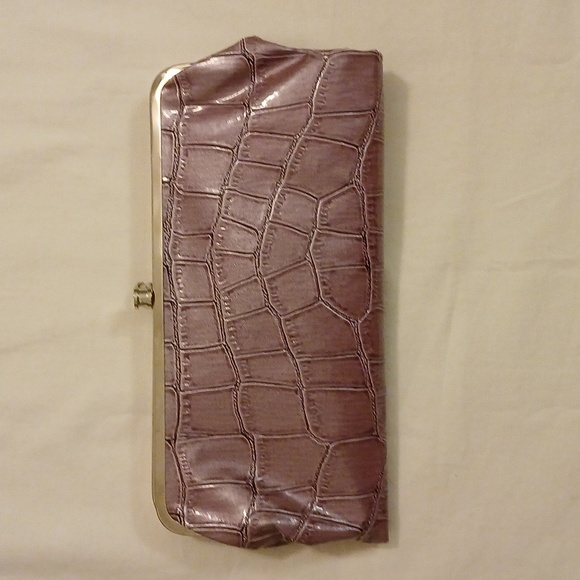 Braciano Handbags - Braaciano faux croc kiss lock wallet.
